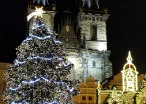 20181229-171020  Christmas Market & The Church of Our Lady before Týn