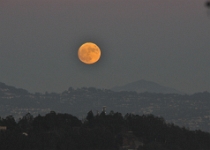 DSC 2297  Super Moon Rising, East Bay